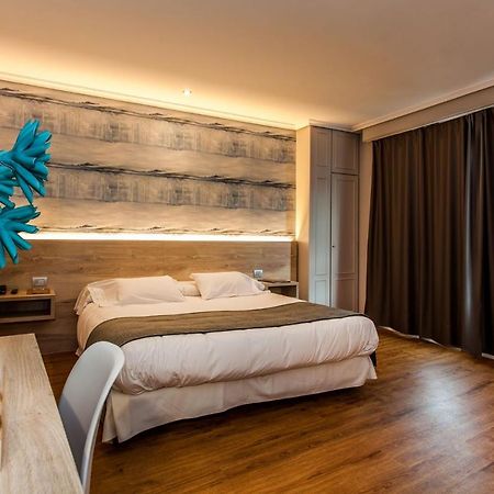 Hospedium Hotel La Marina Costa Da Morte ثي المظهر الخارجي الصورة