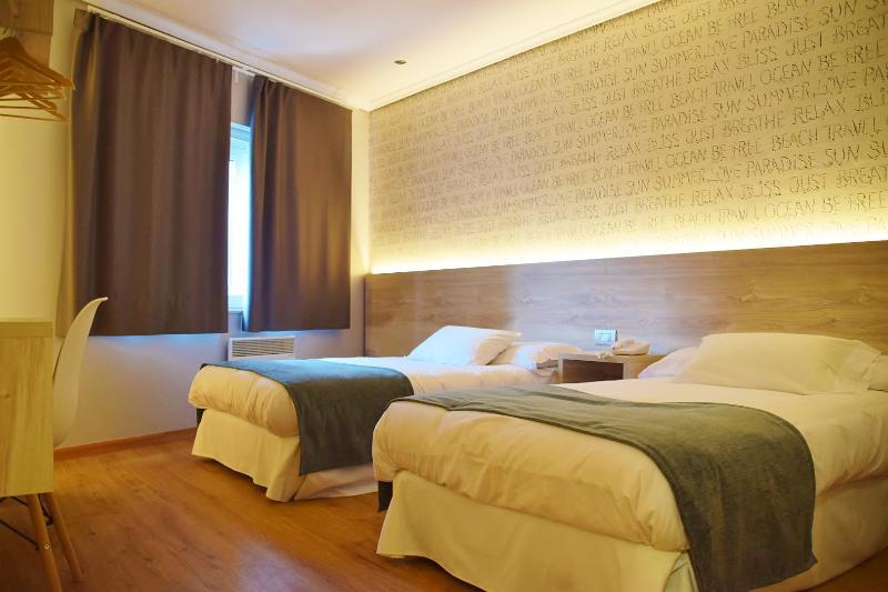 Hospedium Hotel La Marina Costa Da Morte ثي المظهر الخارجي الصورة